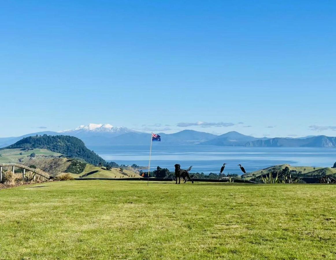 Hilltop Whakaipo Estate Tauposjön Exteriör bild